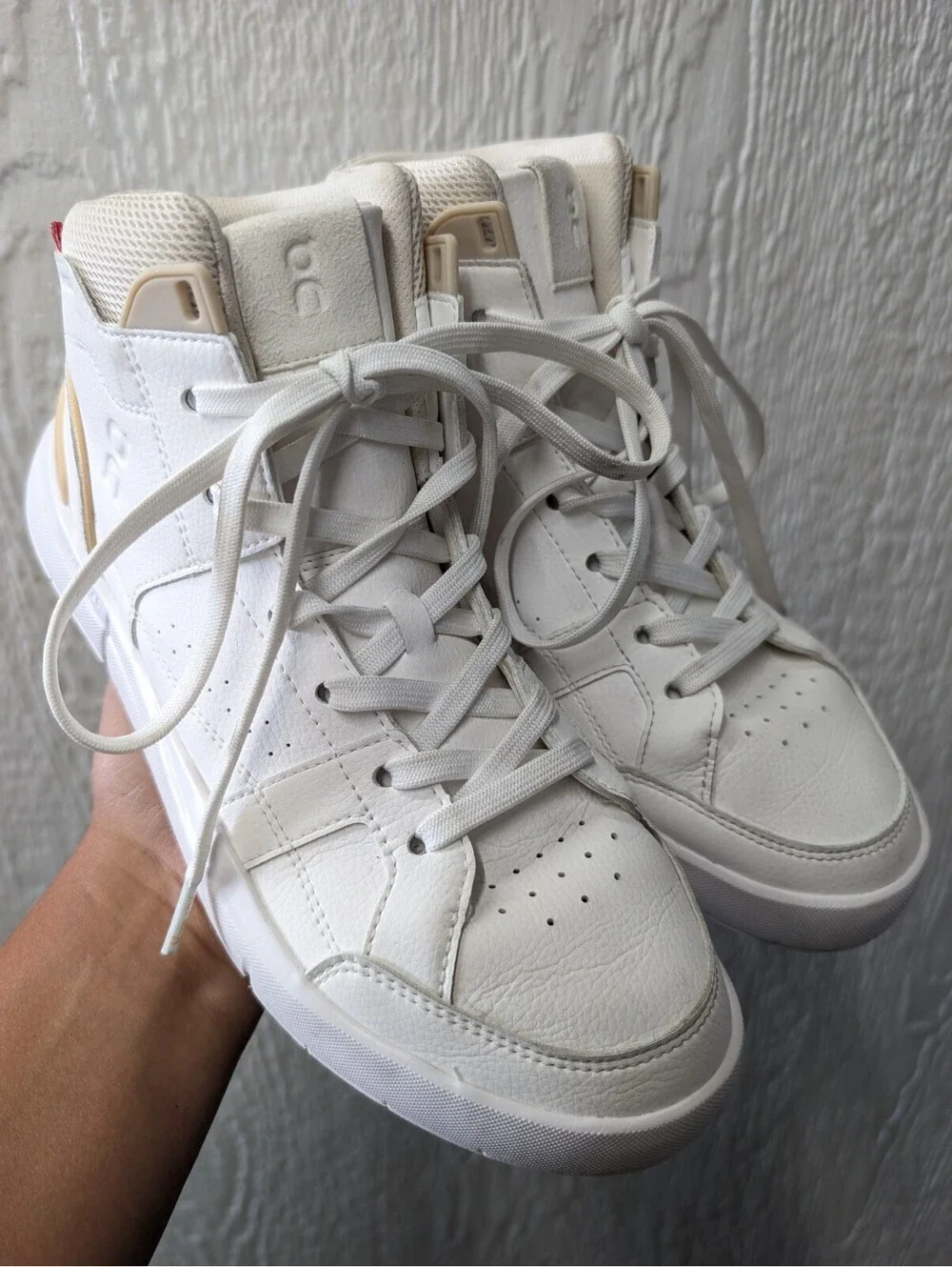 On Cloud The Roger Clubhouse Mid Tennis White Sand Sneakers Shoes Women's 8.5
